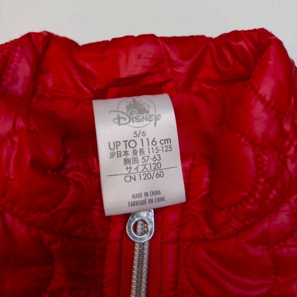 Girls red Disney Minnie Mouse quilted puffer jacket with silver bow- 5/6 - Picture 4 of 9